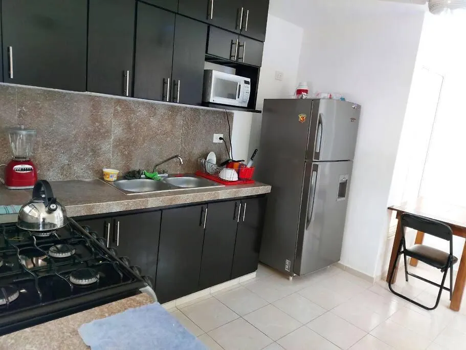 Rincon Maya, Hospedaje Hasta Para 16 Personas Mérida
