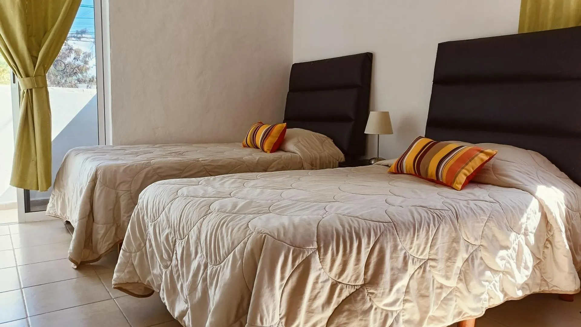 Rincon Maya, Hospedaje Hasta Para 16 Personas Mérida Σπίτι διακοπών